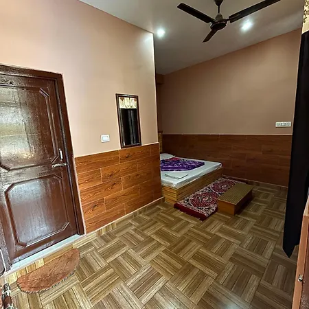 Kasolview Homestay And Peace Inn Cafe Room photo