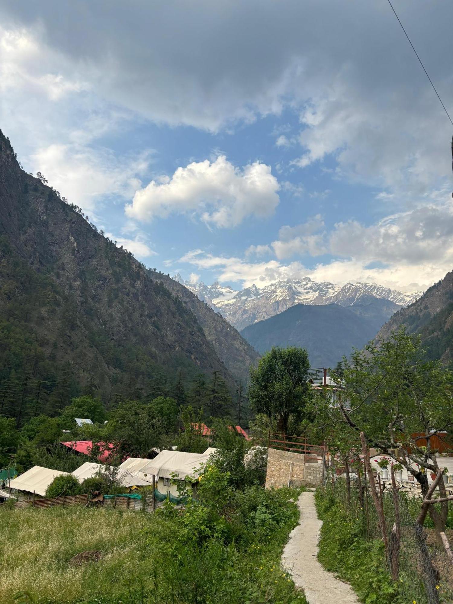 Homestay Kasolview And Peace Cafe Kasol